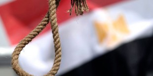 Mısır'da 12 darbe karşıtına idam cezası