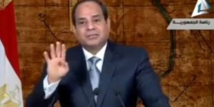 Darbeci Sisi'den Rabia işareti