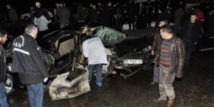 Ankara'da feci kaza: 2 ölü, 4 yaralı!