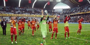 Kayserispor Süper Lig'e yükseldi