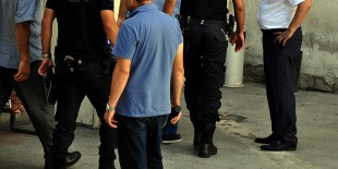 Manisa merkezli FETÖ operasyonunda 37 emniyet mensubuna gözaltı