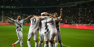 Atiker Konyaspor yarı finalde!