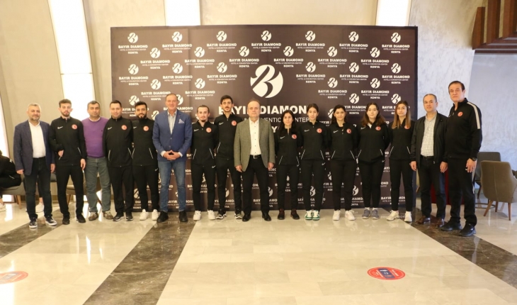 Mehmet Baykan’dan Avrupa Şampiyonası’na hazırlanan milli tekvandoculara ziyaret