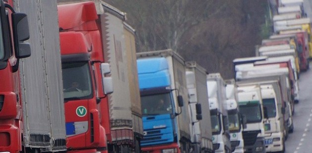 Duhok Ve Zaho Civarinda 2 Bin 500 3 Bin Tir Bekliyor Belge Com Tr Yeni Turkiye Nin Haber Sitesi