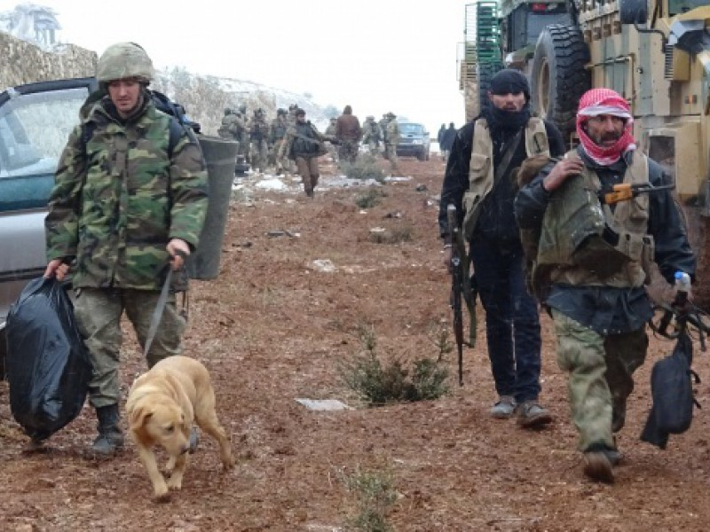 El Bab’da sıcak saatler!Türkiye son darbeleri vuruyor