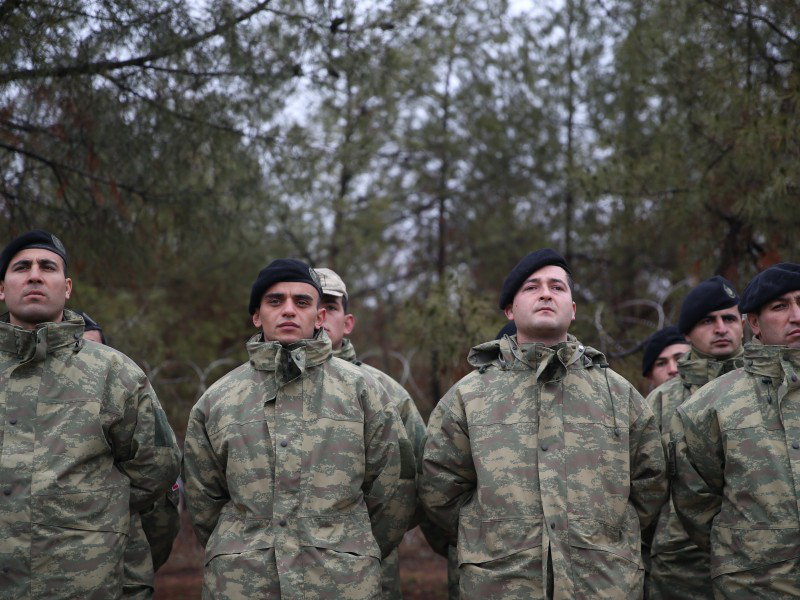 “Fırat Kalkanı’ndaki askerlerin ihtiyaçları eksiksiz karşılanıyor“