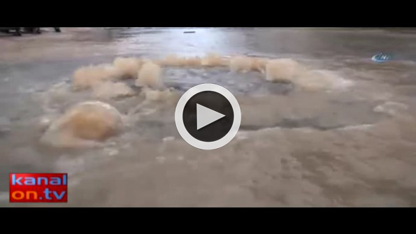 Evleri ve tarım arazilerini su bastı!