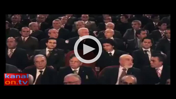 AK Parti’li genç vekillerden 18 yaş düzenlemesine videolu destek