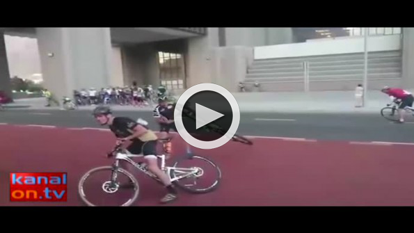 Bisiklet yarışına rüzgar engeli