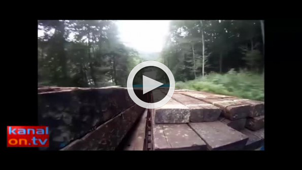 Yüklü kamyonun kaza testi böyle görüntülendi