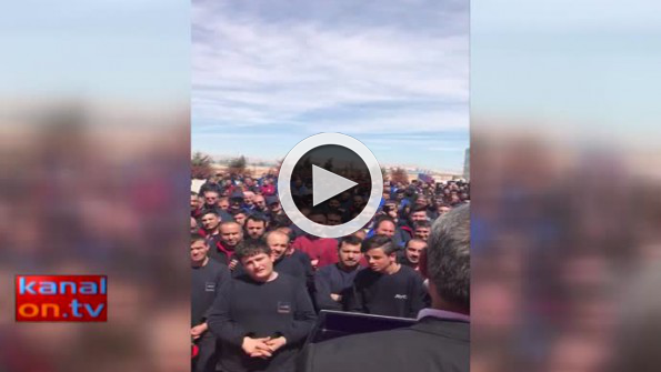 Fabrikada dev miting!