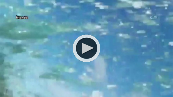 Kadın sürücünün dikkatsiz dönüşü kazayla bitti