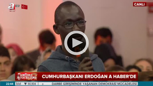 Senagalli öğrencinin Erdoğan’a hitabı büyük alkış aldı