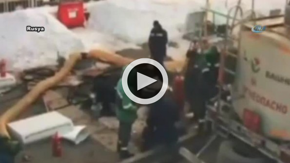 Bir anda alev aldı!