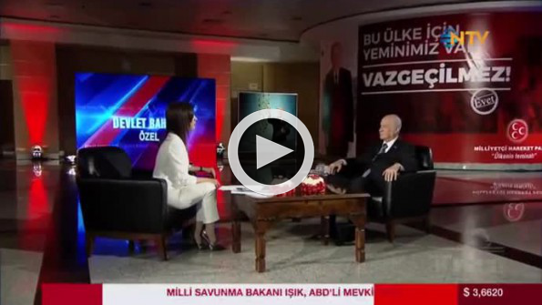 Bahçeli o fotoğrafları görünce bozkurt işareti yaptı