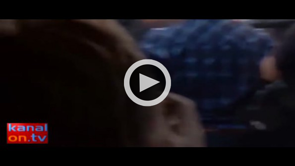 Makedonya’da bir grup meclisi bastı