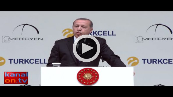 Gençlerden Erdoğan’ı kahkahaya boğan tezahürat