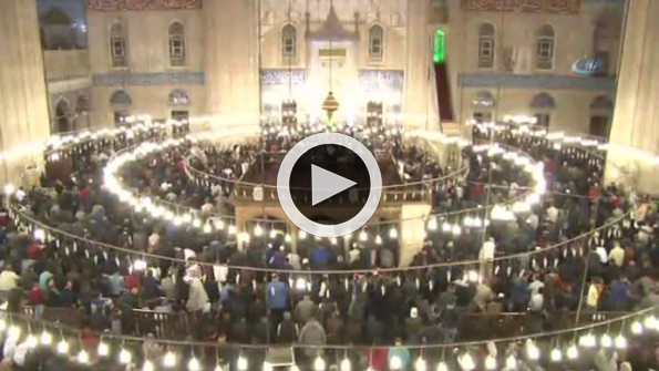 Berat Kandili tüm yurtta huşu içinde eda edildi