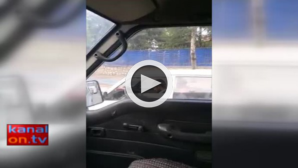 Konya trafiğinde uyuklayan sürücü!