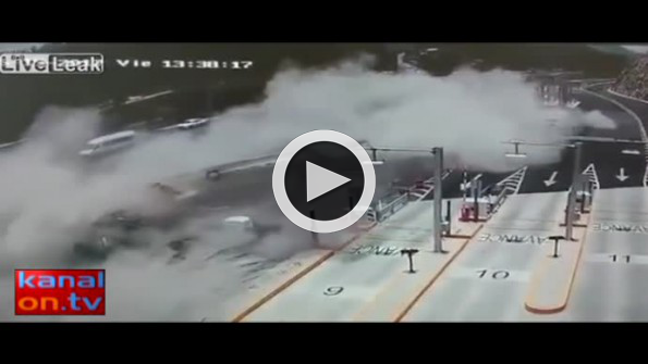 5 kişinin öldüğü kaza anı kamerada!