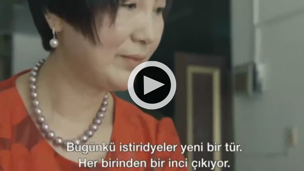 Canlı yayında istiridyeden inci çıkarıp milyoner oldu
