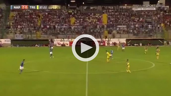 Vlad Chiriches orta sahadan kaleciyi avladı!