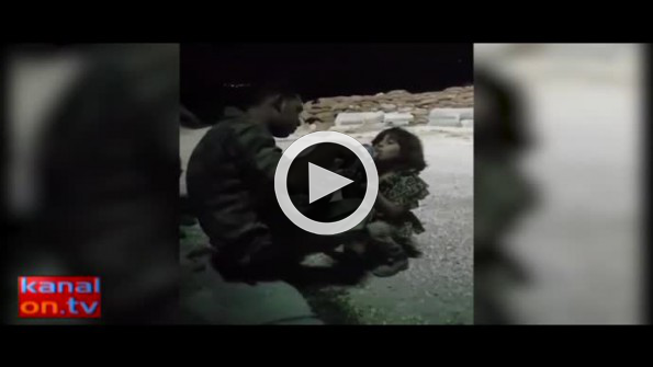 Suriye’de çocuklara elleriyle su içiren Türk askeri