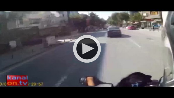 Motosiklet kazası kask kamerasında!