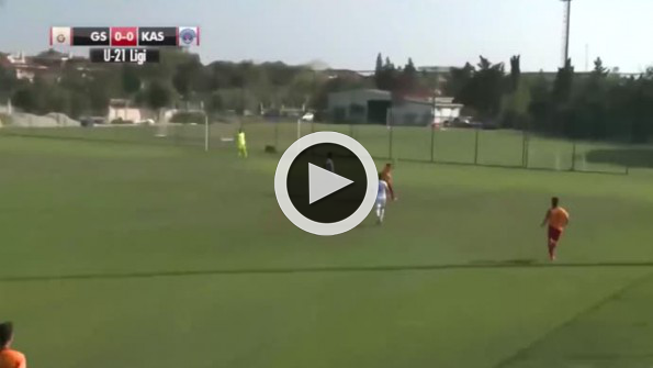 Galatasaray’ın genç yıldızından şahane gol