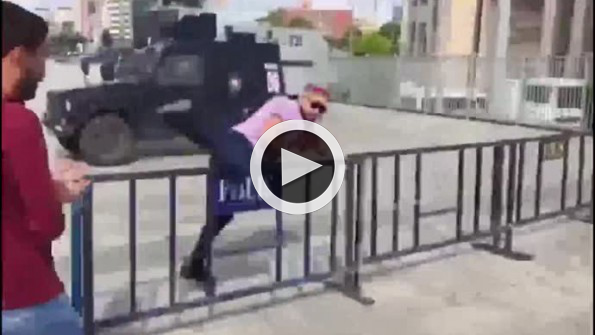 Beyaz TV muhabiri linçten böyle kurtuldu!