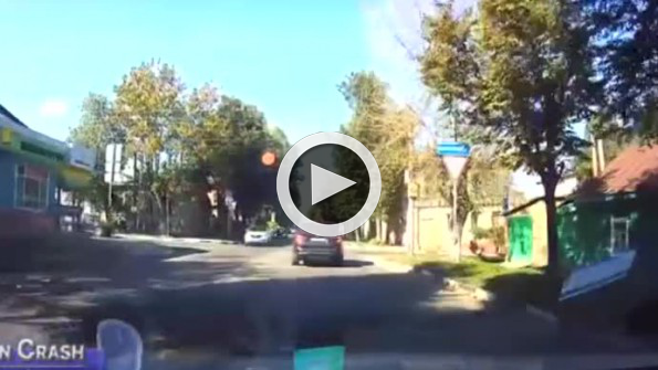 Akıllara durgunluk veren kaza kamerada