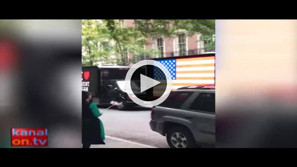 New York sokaklarında ’Dombra’ çaldılar