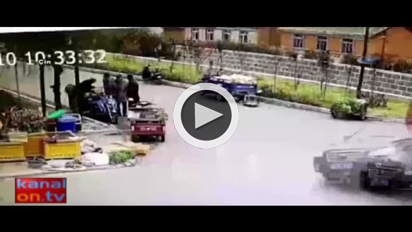 Kamyon dehşet saçtı