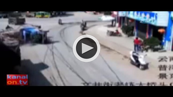Tonlarca kerestenin altında can verdiler