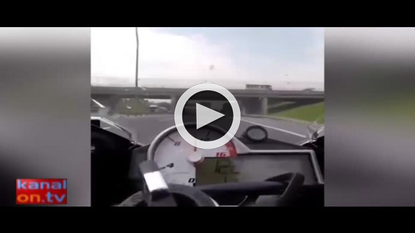Motosiklet ile makas atmanın sonu böyle bitti!
