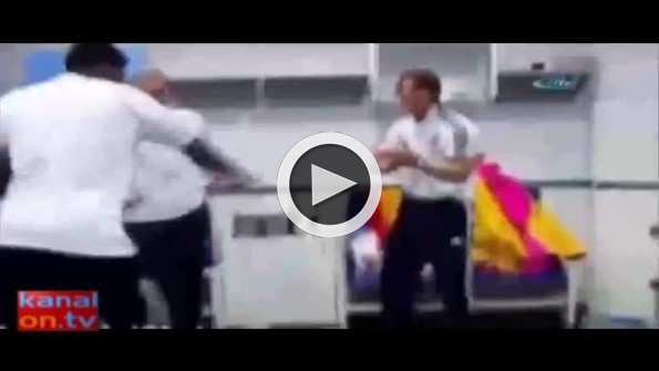 Adebayor’dan Pepe’ye mesaj