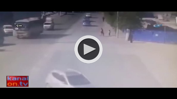 Pes dedirten sorumsuzluk: Çocuk ağır yaralı
