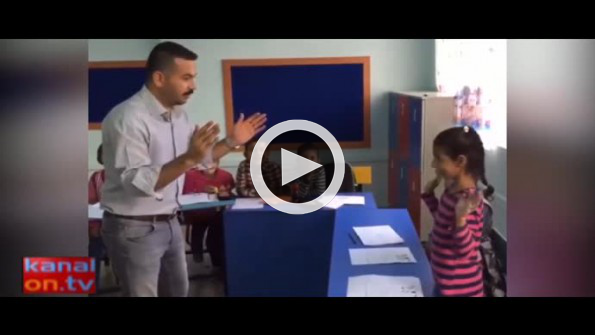 Gönülleri fetheden öğretmen sosyal medyayı salladı