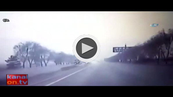 Katliam gibi kaza kamerada ! 10 ölü, 26 yaralı