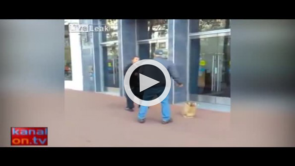Dededen bayıltan yumruk!