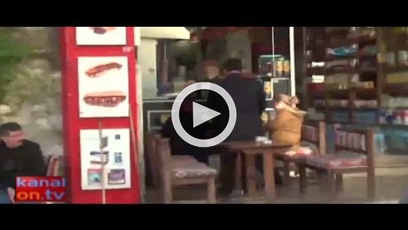 Önce sağır ve dilsiz taklidi yaptı, sonra cevap verdi