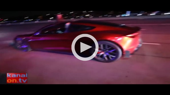 Tesla’nın araç içinden muhteşem hızlanma anı!