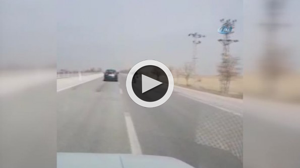 Konya’da trafikte tehlikeli anlar!
