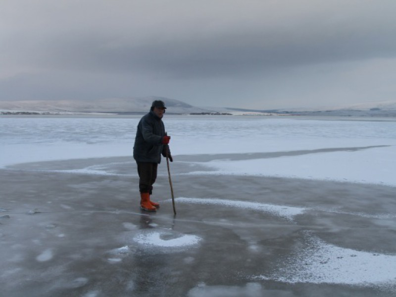 Aktaş Gölü dondu: Termometreler -17’yi gördü