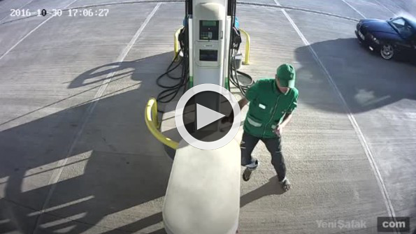 Drift yaparak akaryakıt istasyonuna girdi!