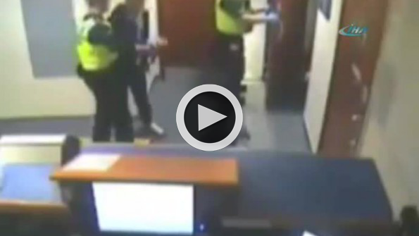 Karakolda polise bayıltan yumruk