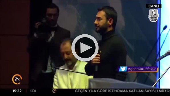 Erdoğan’ı hayran bırakan Necip Fazıl performansı