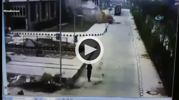 İnanılmaz metro kazası kamerada