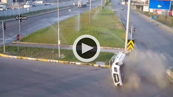 Trafik kazları MOBESE’de