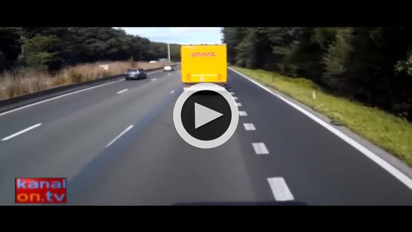 Otoyolda feci kaza kamerada!
